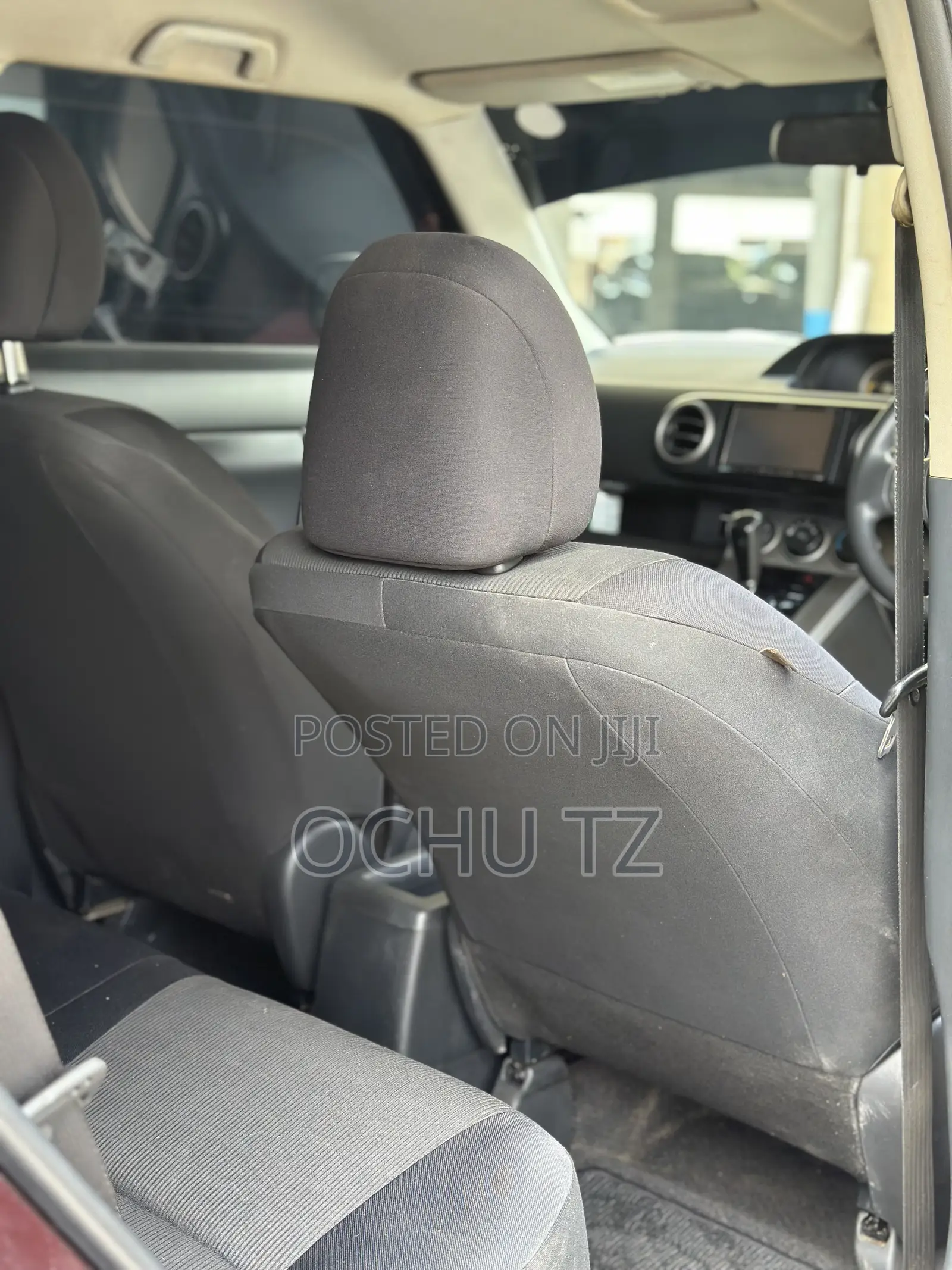 Toyota Corolla Rumion Hatchback 1.5 FWD 2012 Maroon