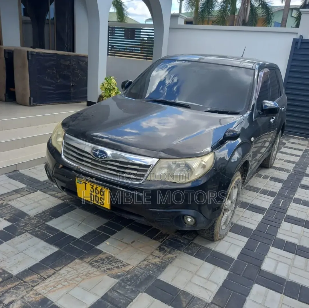 Subaru Forester 2010 Black