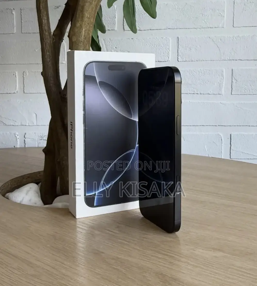 New Apple iPhone 16 Pro 128 GB Black