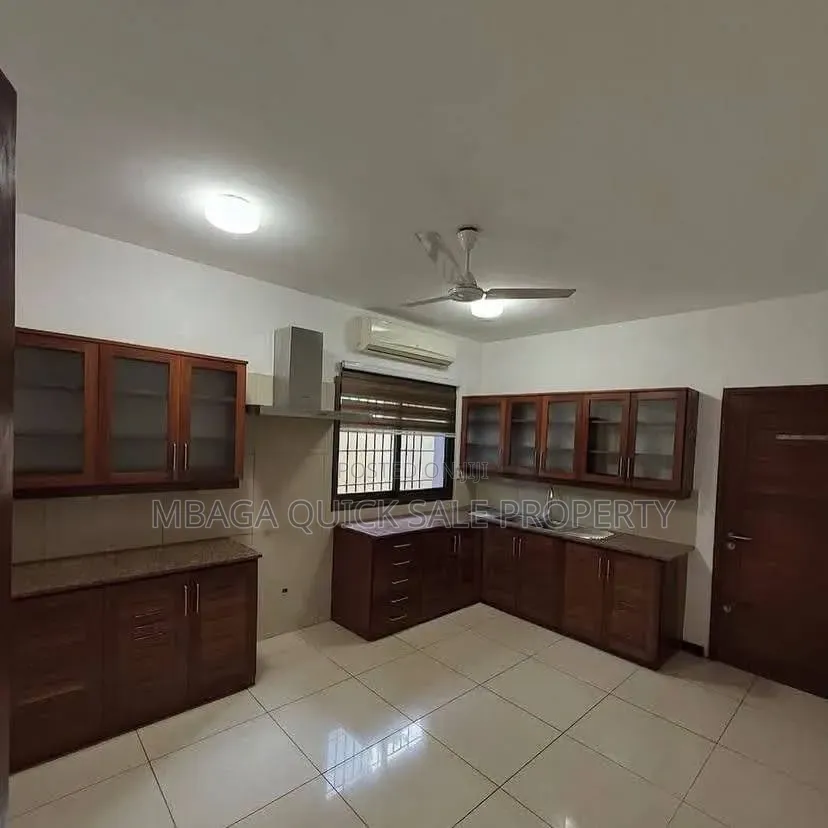 4bdrm House in Oyster Bay for rent