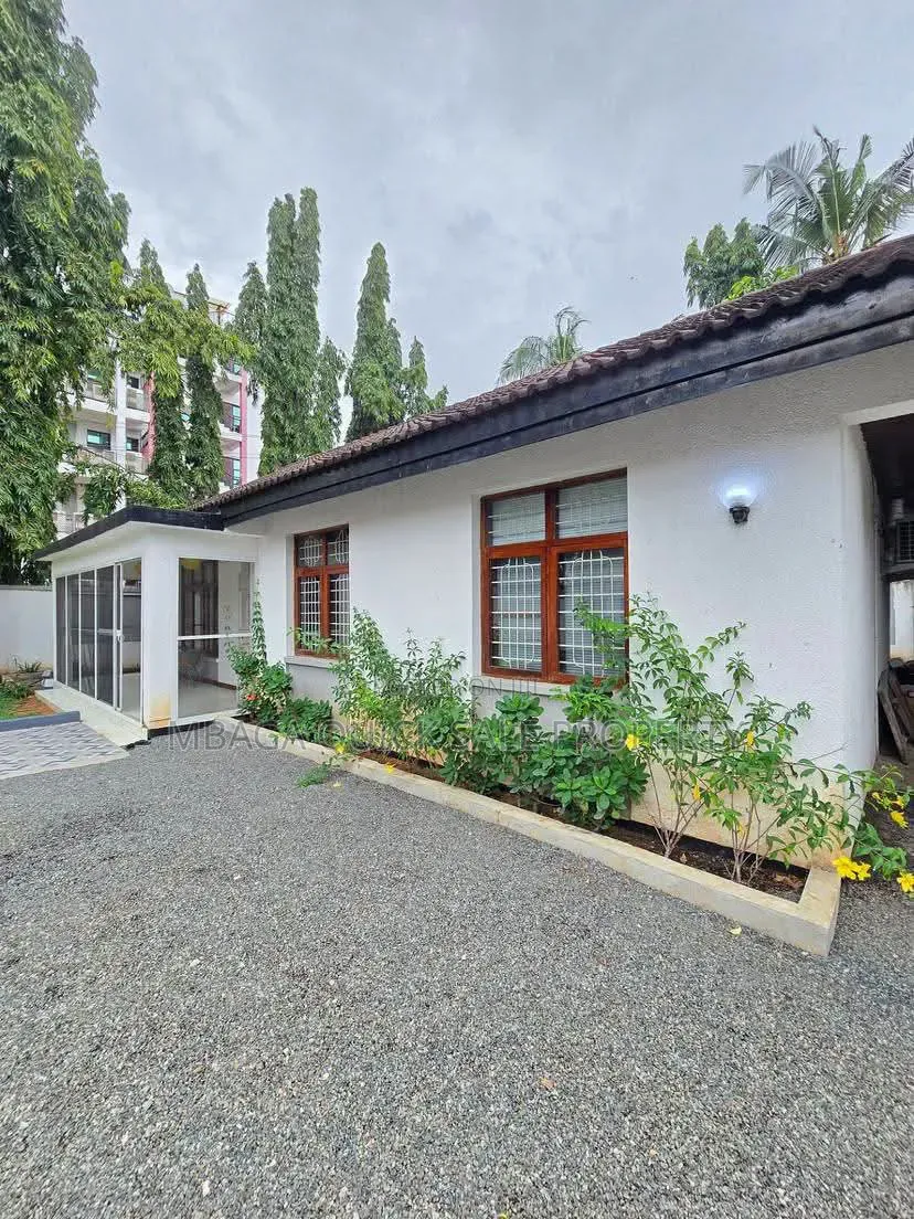 3bdrm House in Mikocheni for rent