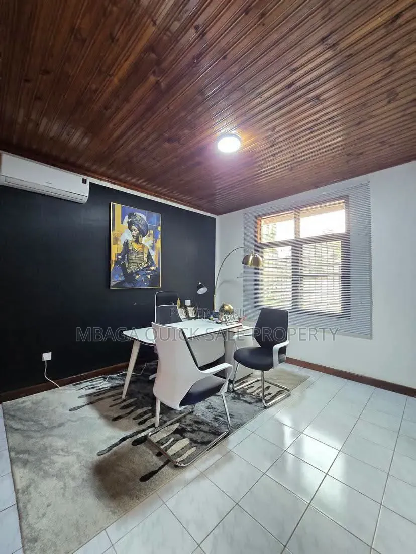 3bdrm House in Mikocheni for rent