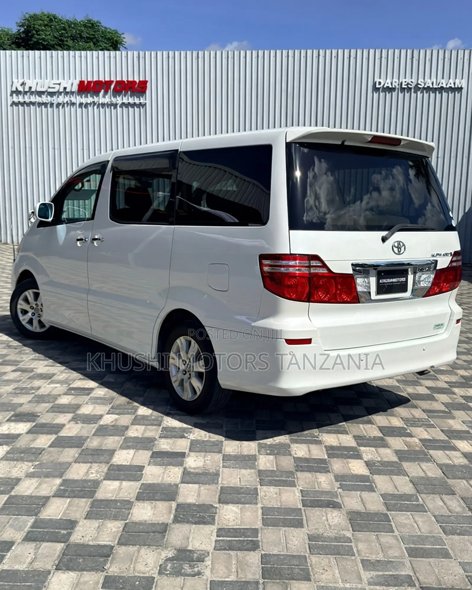 Toyota Alphard 2007 White