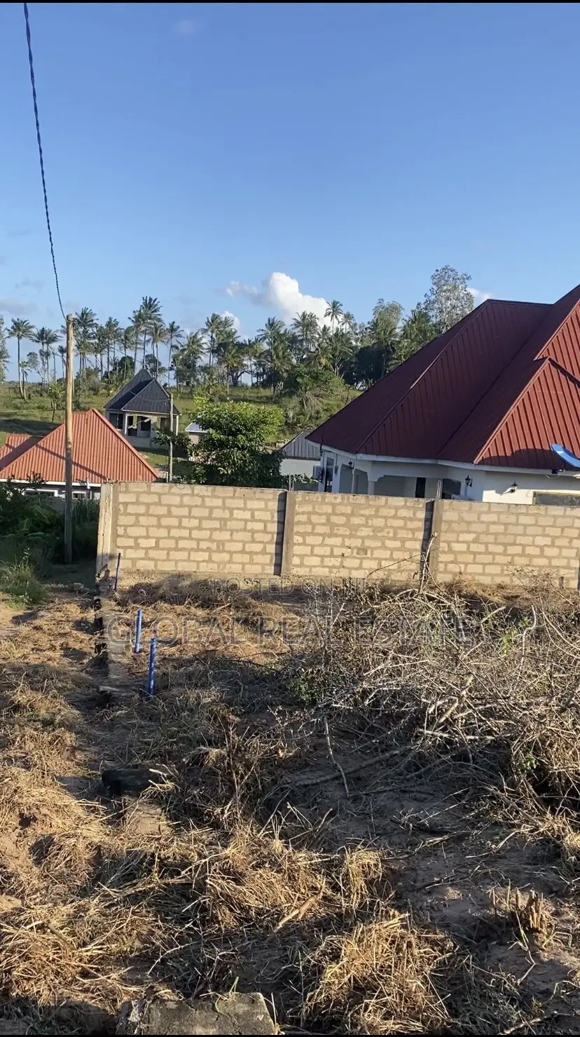 Kiwanja Kinauzwa Kigamboni Kisarawe Tuu Mji Mpya