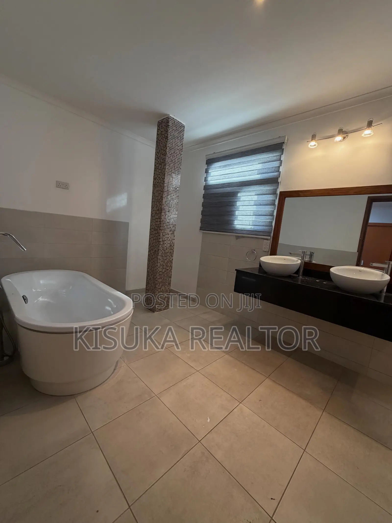 5bdrm Villa in Kisuka Real Estate, Oyster Bay for rent