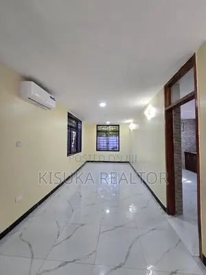 7bdrm House in Masaki for rent