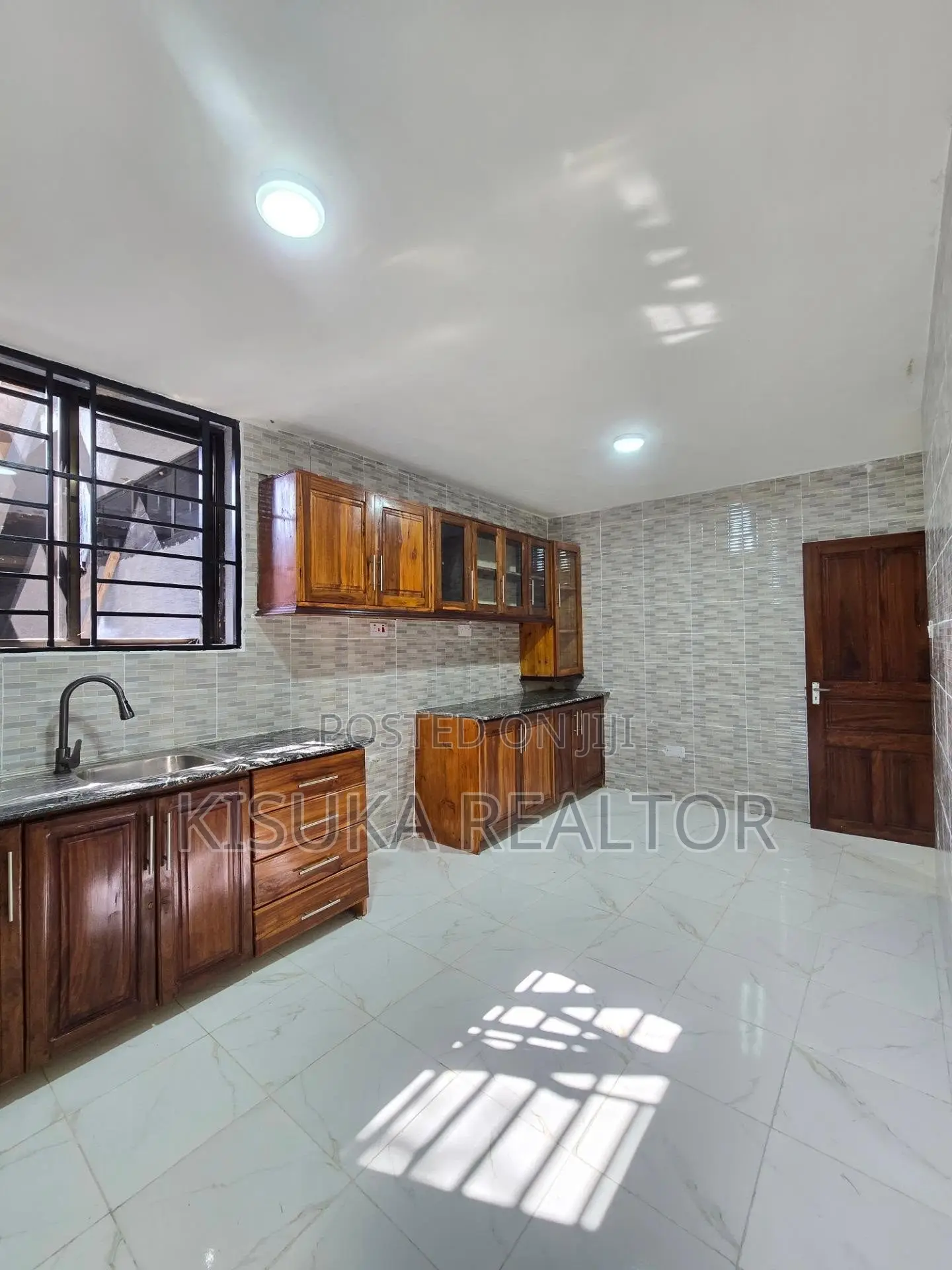 7bdrm House in Masaki for rent