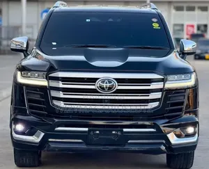 Toyota Land Cruiser 2023 Matt Black