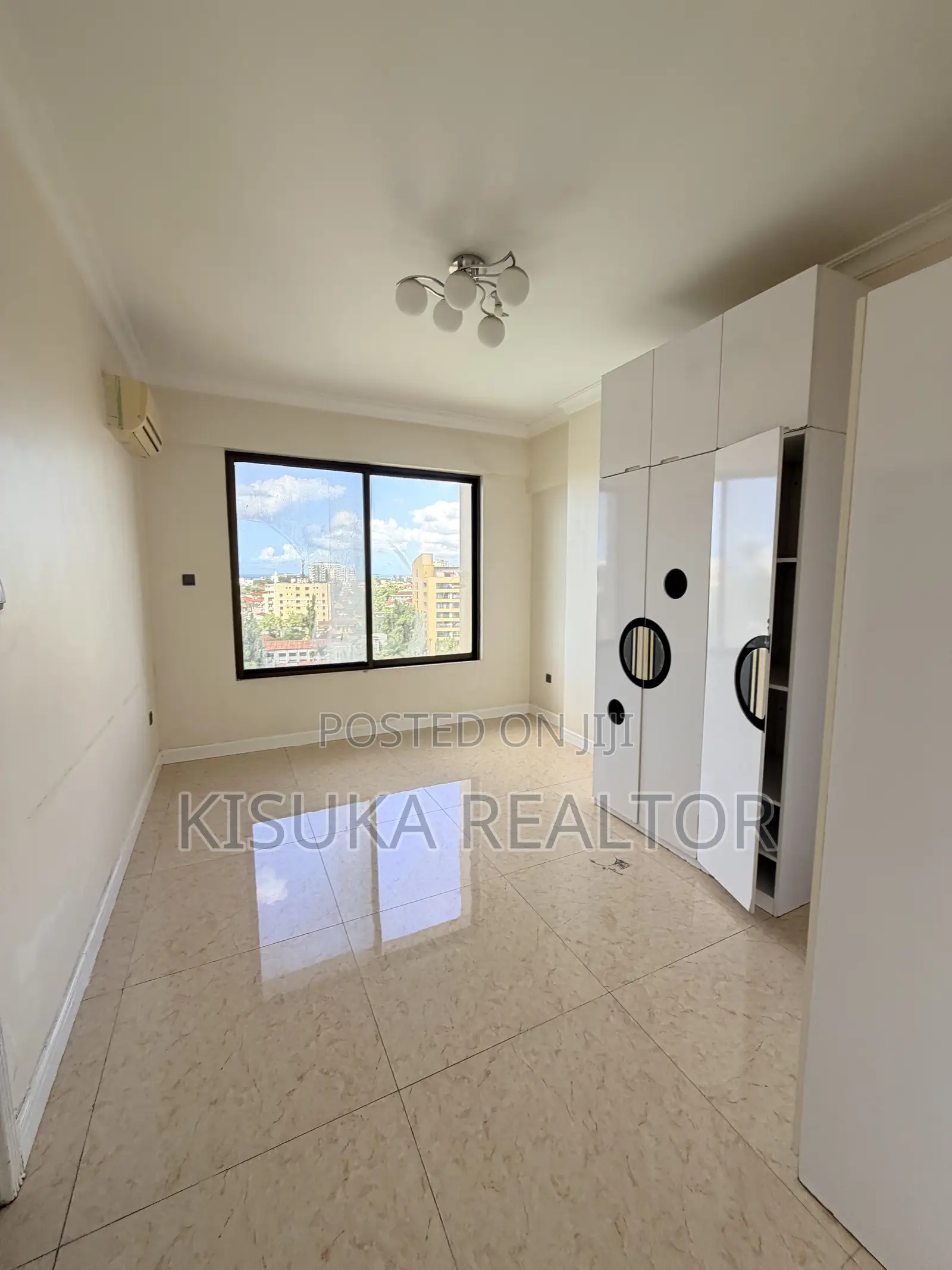 4bdrm Apartment in Upanga East for rent