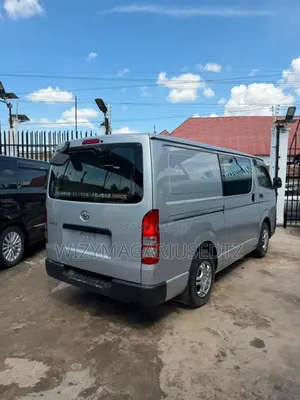 Toyota HiAce 2011 Grey