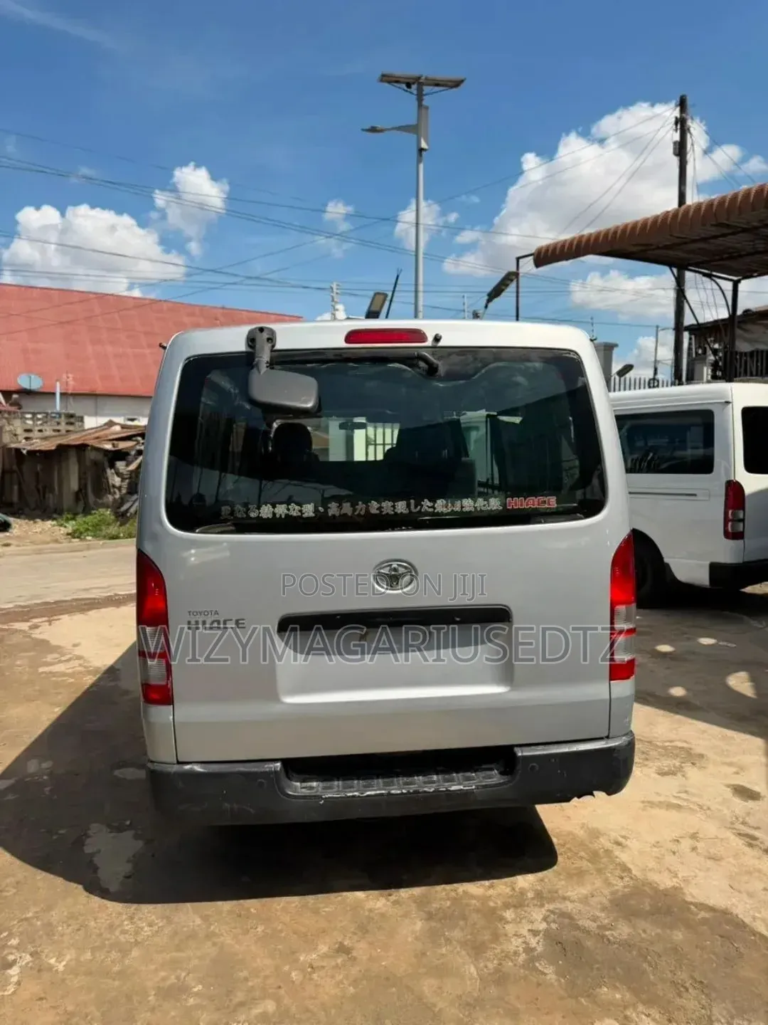 Toyota HiAce 2011 Grey