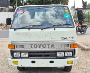 Toyota Toyoace Diesel 