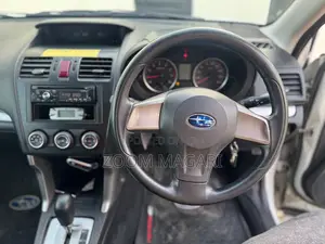 Subaru Forester 2014 Pearl
