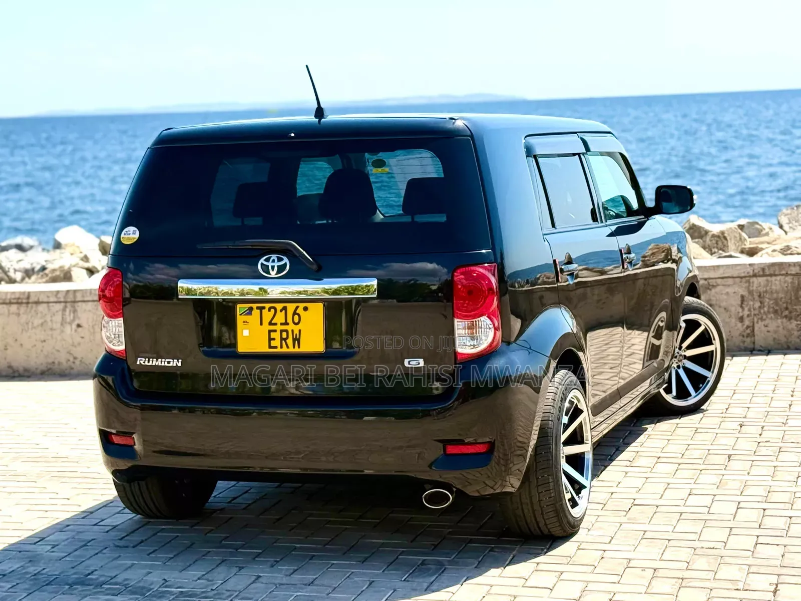 Toyota Corolla Rumion Hatchback 1.5 FWD 2008 Black