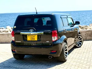 Toyota Corolla Rumion Hatchback 1.5 FWD 2008 Black