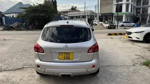 Nissan Dualis 2010 Silver