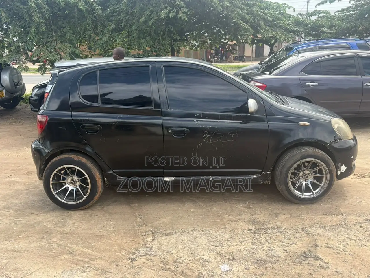 Toyota Vitz 2004 Black