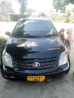 Toyota IST 2006 Black