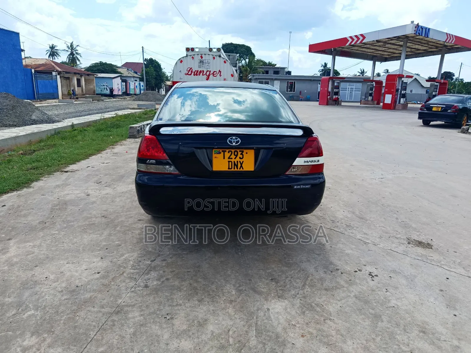 Toyota Mark II 2003 Black