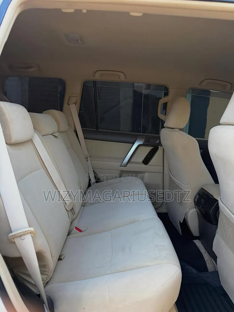 Toyota Land Cruiser Prado 2016 Off white