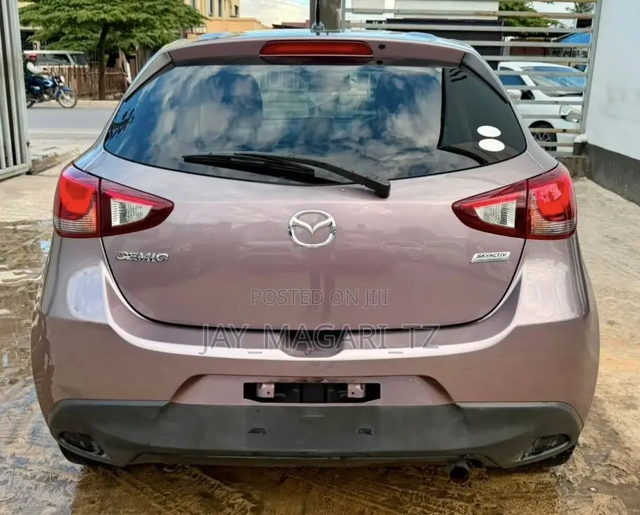 Mazda Demio 2015 Gray