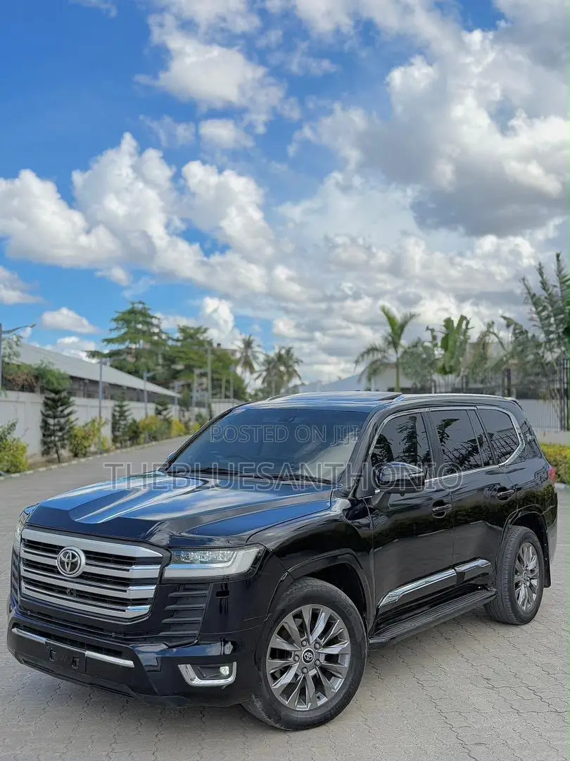 Toyota Land Cruiser 2015 Black