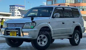 Toyota Land Cruiser Prado 2001