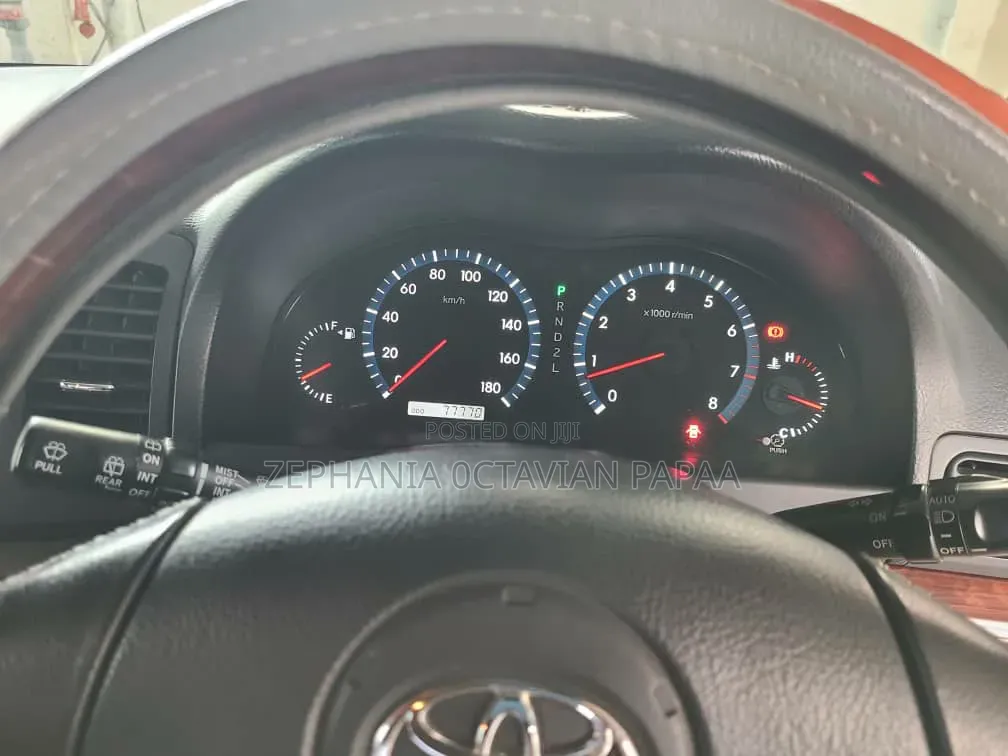 Toyota Mark X Zio 2008 Silver