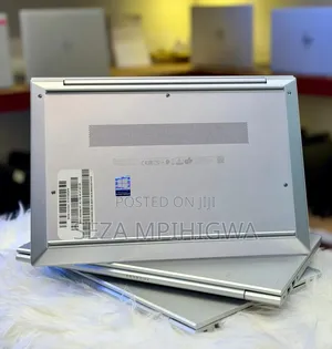 Laptop HP 8GB AMD Ryzen 5 SSD 256GB