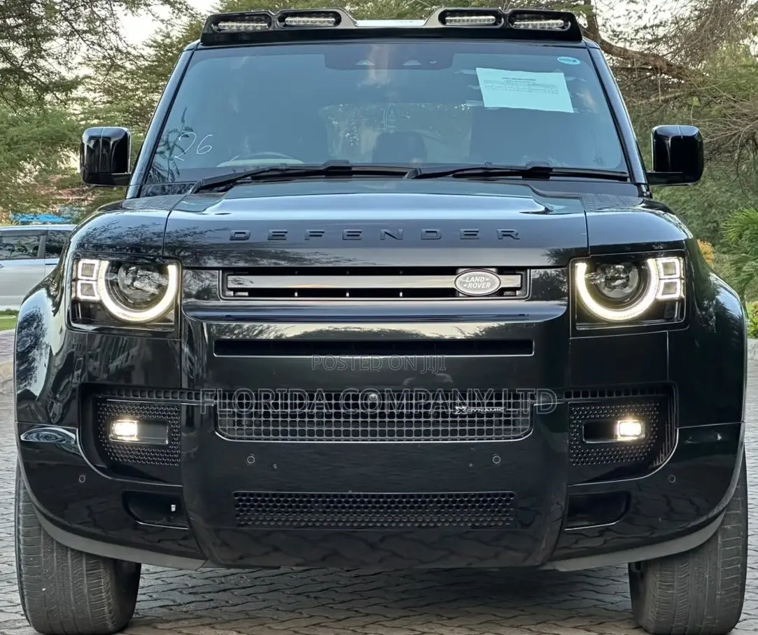 Land Rover Defender 2023 Black