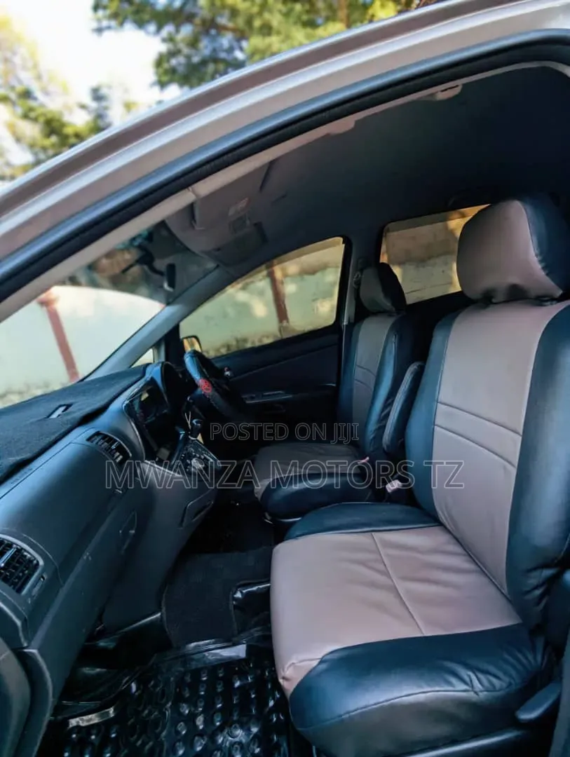 Toyota Wish 2007 Silver