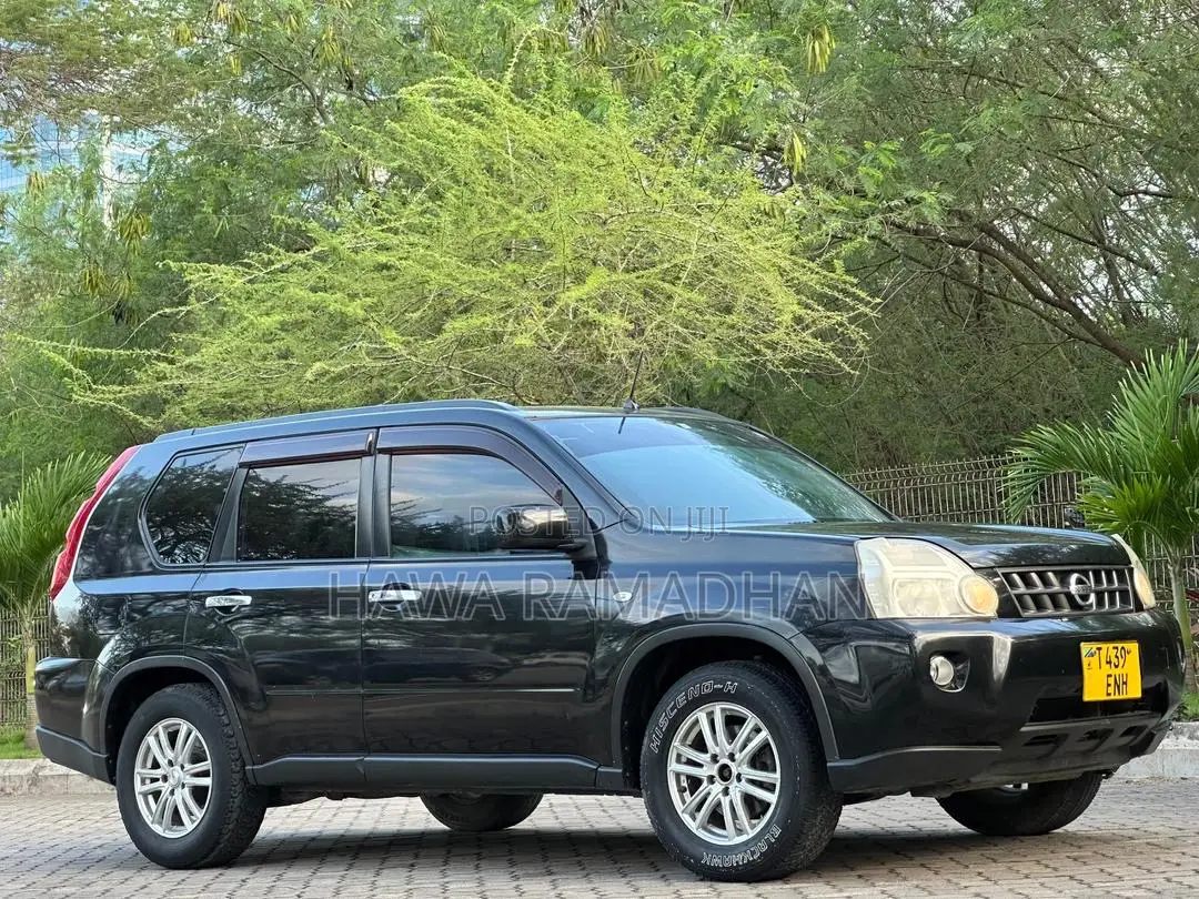 Nissan X-Trail 2010 Black