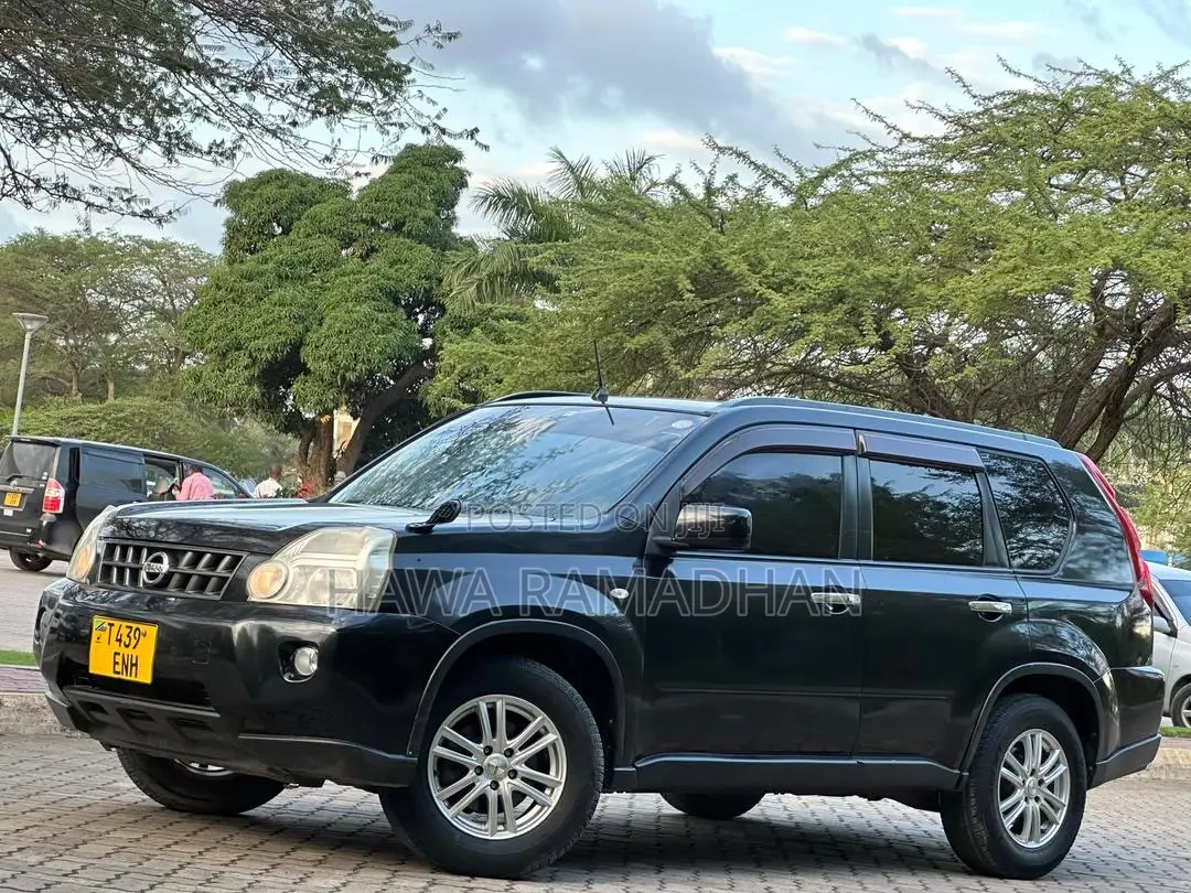 Nissan X-Trail 2010 Black