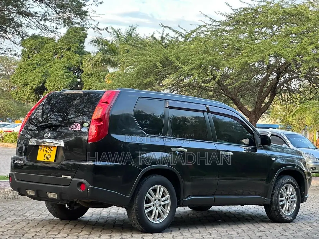 Nissan X-Trail 2010 Black