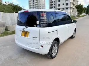 Toyota Sienta 1.5 AWD 2005 White