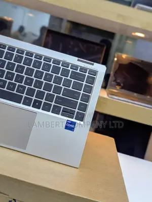 New Laptop HP EliteBook 1040 G8 32GB Intel Core i7 SSD 512GB