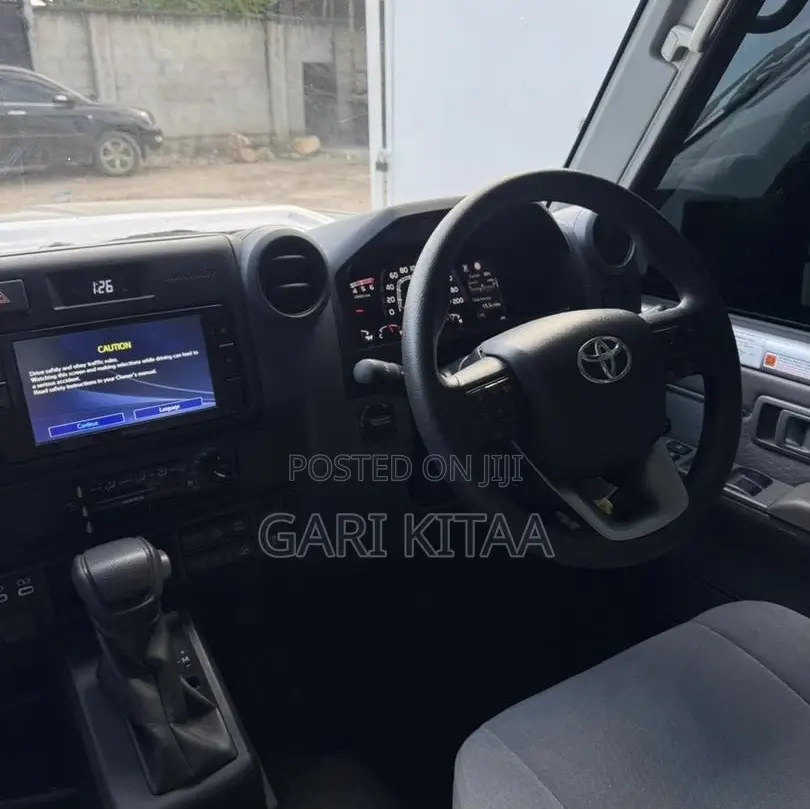 Toyota Land Cruiser 2024 White