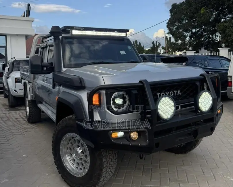 Toyota Land Cruiser 2024 White