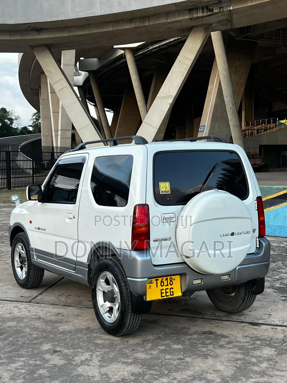 Suzuki Jimny 2003 White