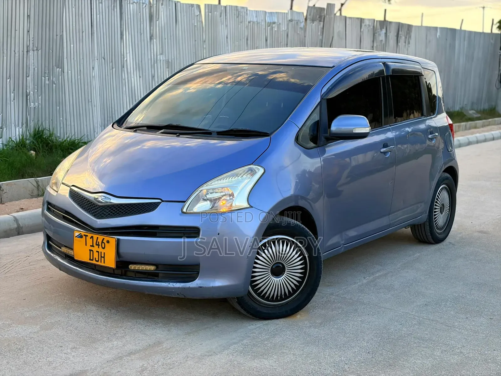 Toyota Ractis 2006 Blue