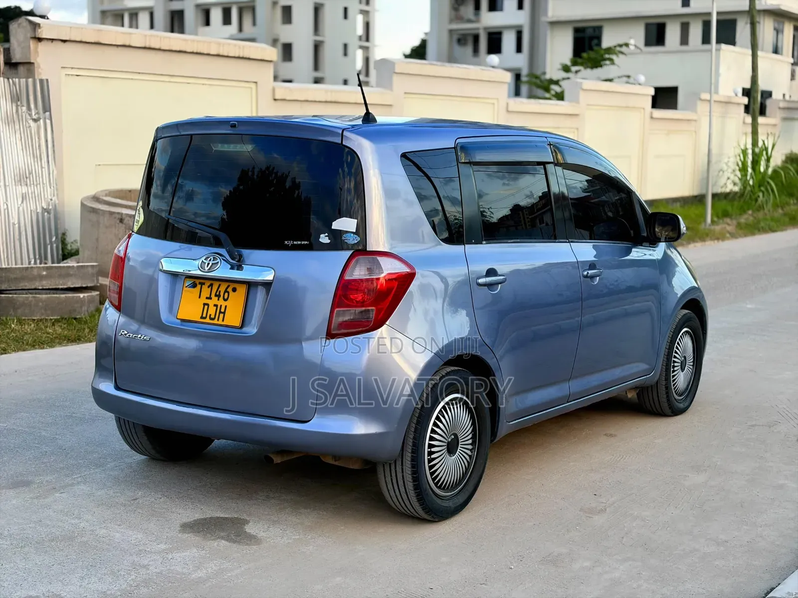 Toyota Ractis 2006 Blue