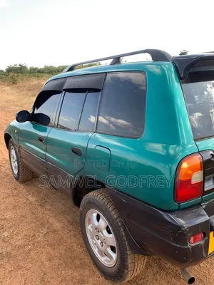 Toyota RAV4 2005 Green