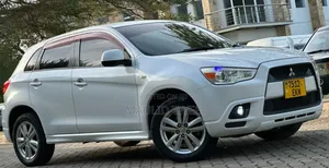 Mitsubishi RVR 2010 White