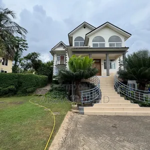 5bdrm House in Goba for sale