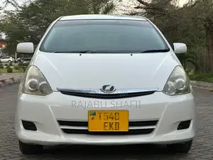 Toyota Wish 2005 White