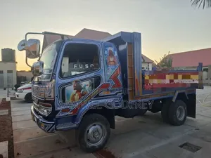 Fuso Tipper