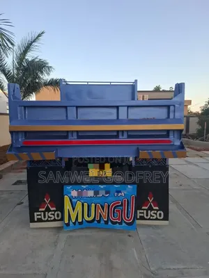 Fuso Tipper