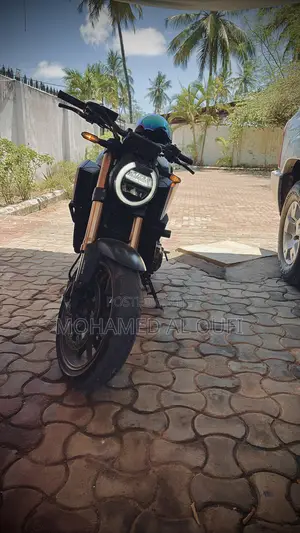 Honda CB 2020 Black