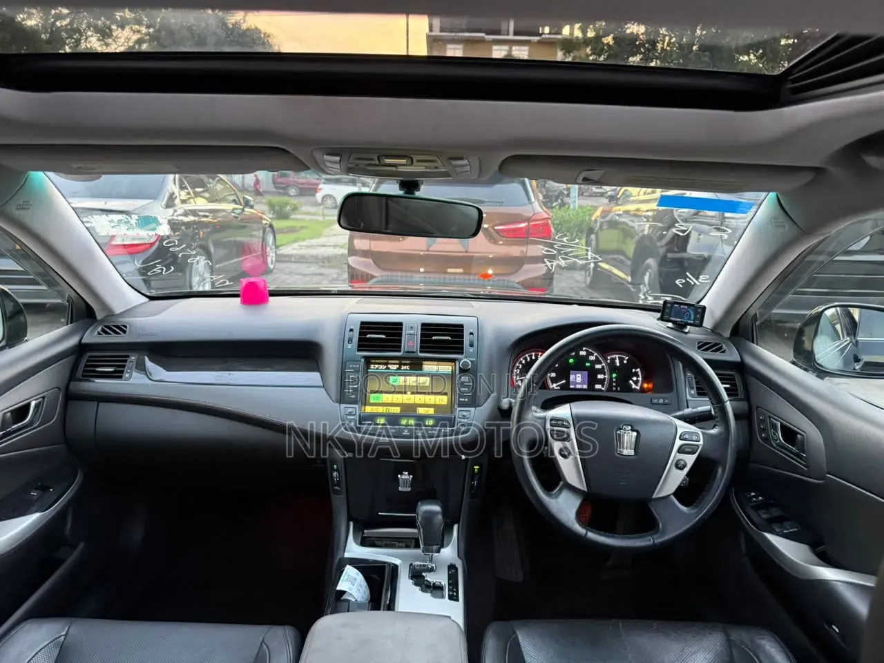 Toyota Crown 2011 Black