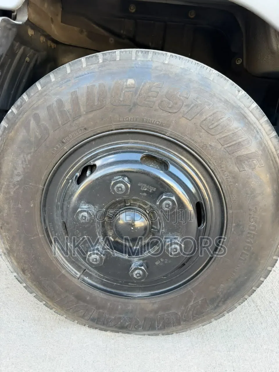 Mitsubishi Fuso Canter 1996 White